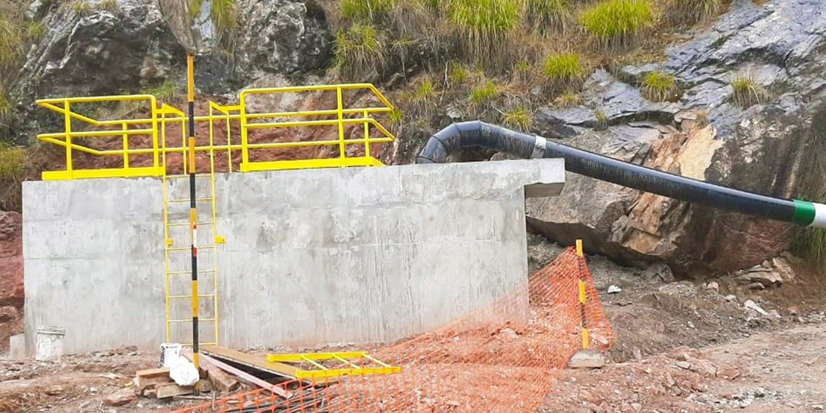 ACABADOS DE CAJA DISIPADORA CON LLEGADA DE TUBO HDPE